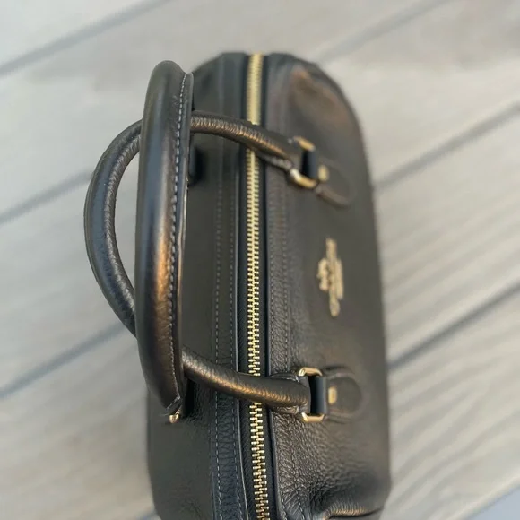 Coach Black Pebbled Leather Medium Rowen With Gold Hardware - Picture 3 of 7